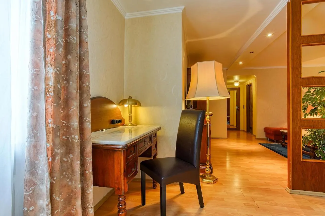 ***  Ff&E Hotel Bavaria Fuerth Germany